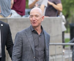 Bezos: Auf einen Schlag um 13 Milliarden Dollar reicher