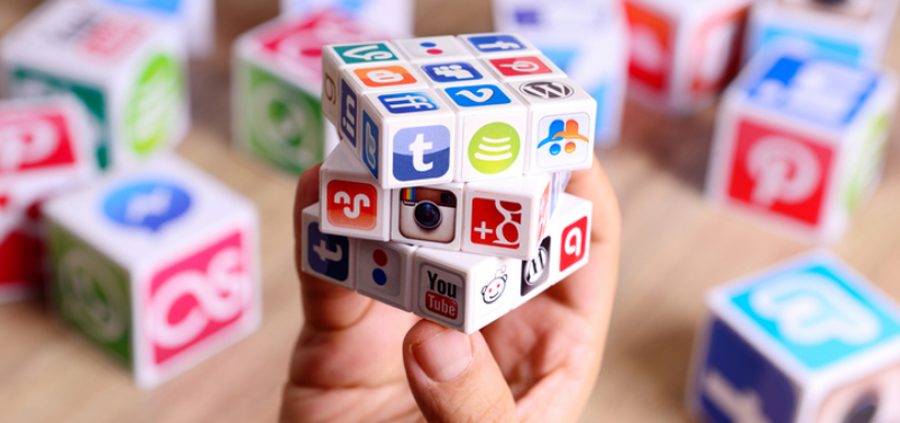 Social media puzzle cube
