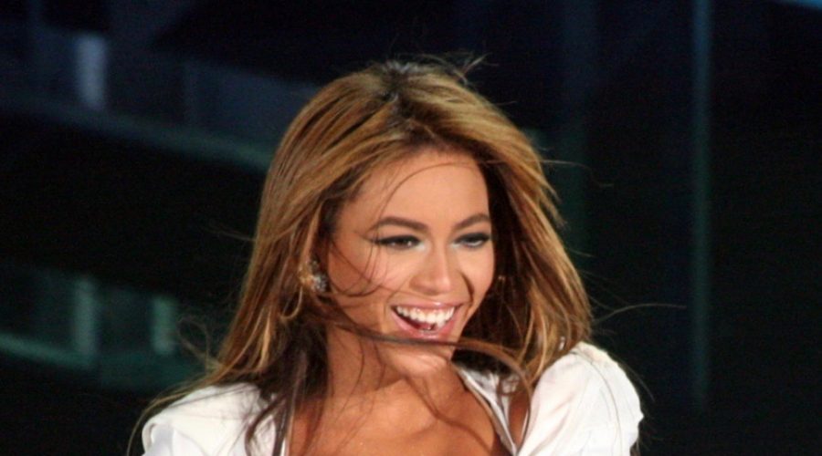Beyonce heats up fans at Beijing concert