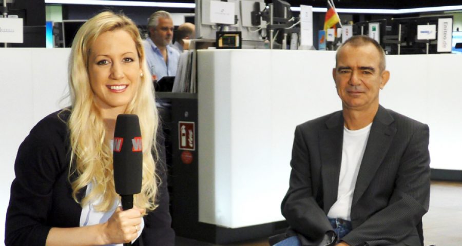Michael Mross  mit Wirtschaft TV Moderatorin Anita Schneider in Frankfurt.