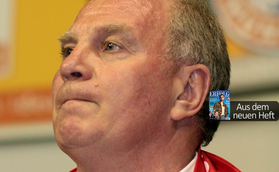 Uli Hoeness beim Besuch eines Basketballspiels des FC Bayern Basketball
